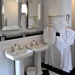 Chateau De Jalesnes Hotel apartamentowy 4*