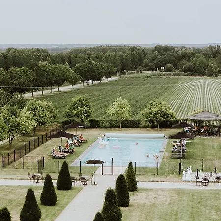 Chateau De Jalesnes 4* Vernantes