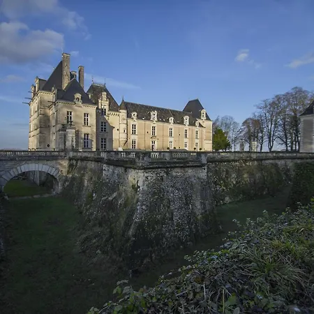 Chateau De Jalesnes Vernantes