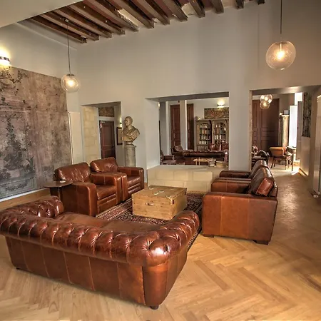 Chateau De Jalesnes Appart hôtel Vernantes