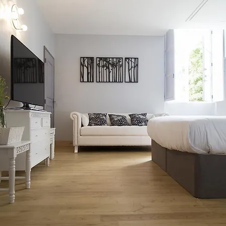 Chateau De Jalesnes 4* Vernantes