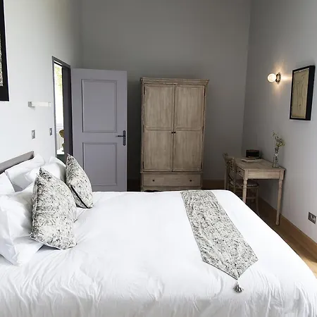 アパートホテル Chateau De Jalesnes Vernantes