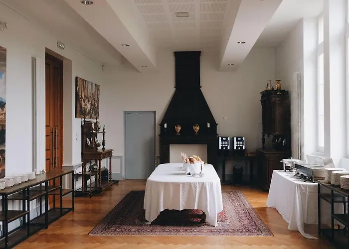 Aparthotel Chateau De Jalesnes Vernantes