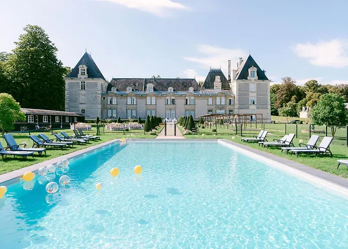 Aparthotel Chateau De Jalesnes