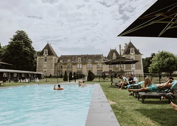 Chateau De Jalesnes Apartmanhotel 4*