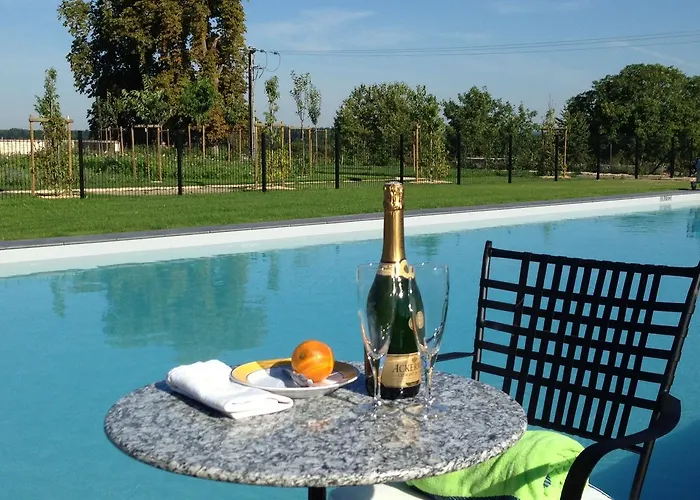 Apartmanhotel Chateau De Jalesnes