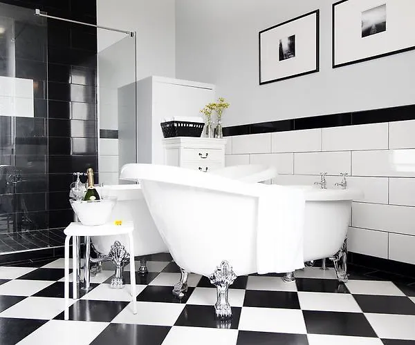 Chateau De Jalesnes Apartmanhotel 4*