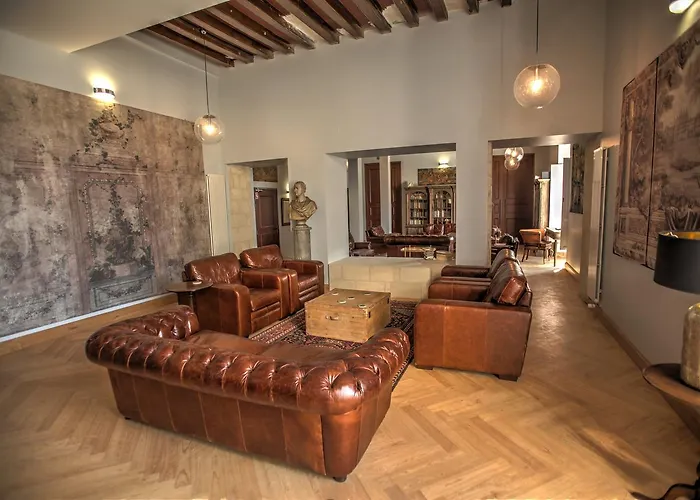 Chateau De Jalesnes Aparthotel Vernantes