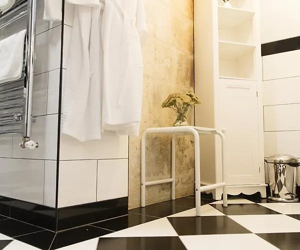 Chateau De Jalesnes 4* Vernantes